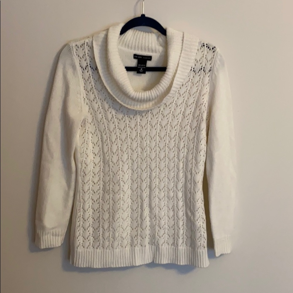 Women’s sweater